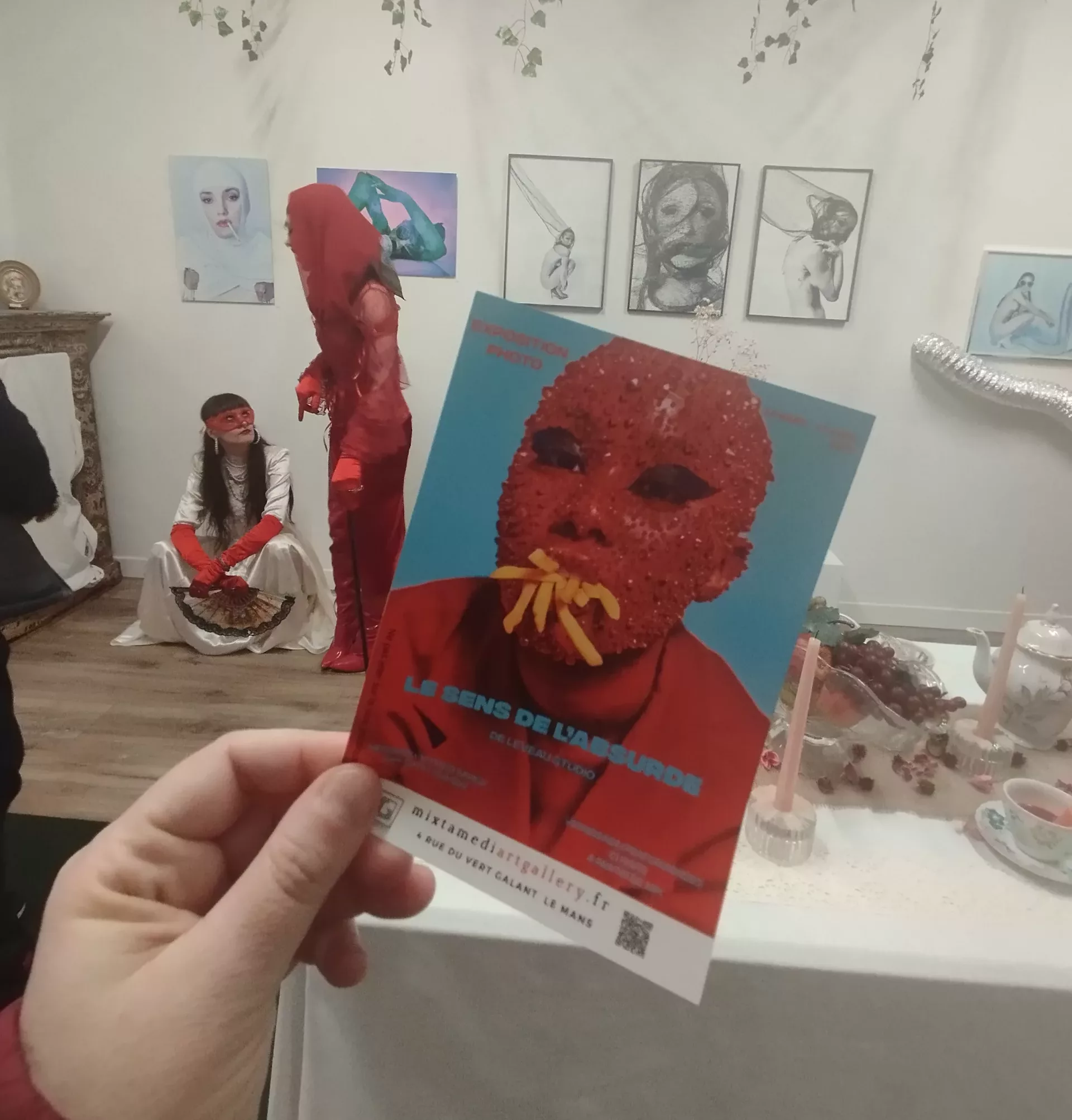 « Le sens de l’absurde » de Leveau Studio à Mixta Mediart Gallery